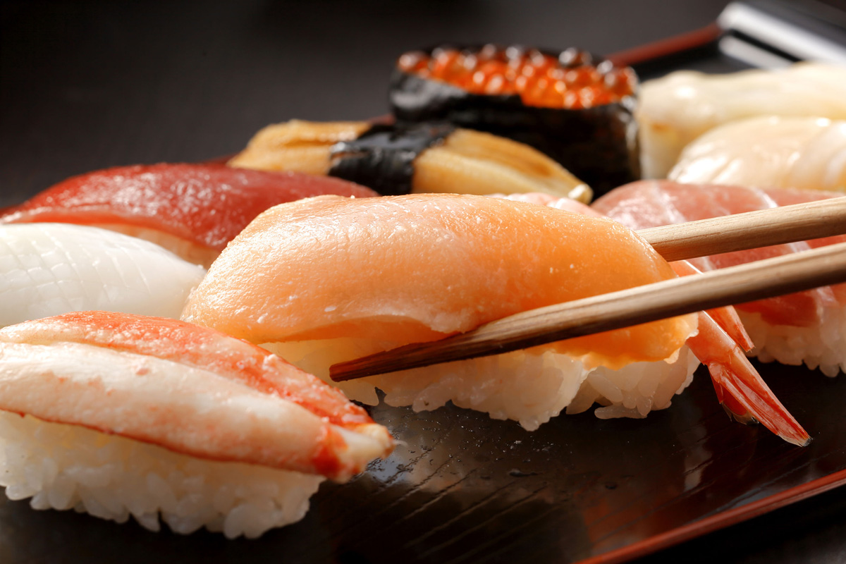 【2026最新】世界一美味しい食べ物とは？頂点の料理と日本食の順位