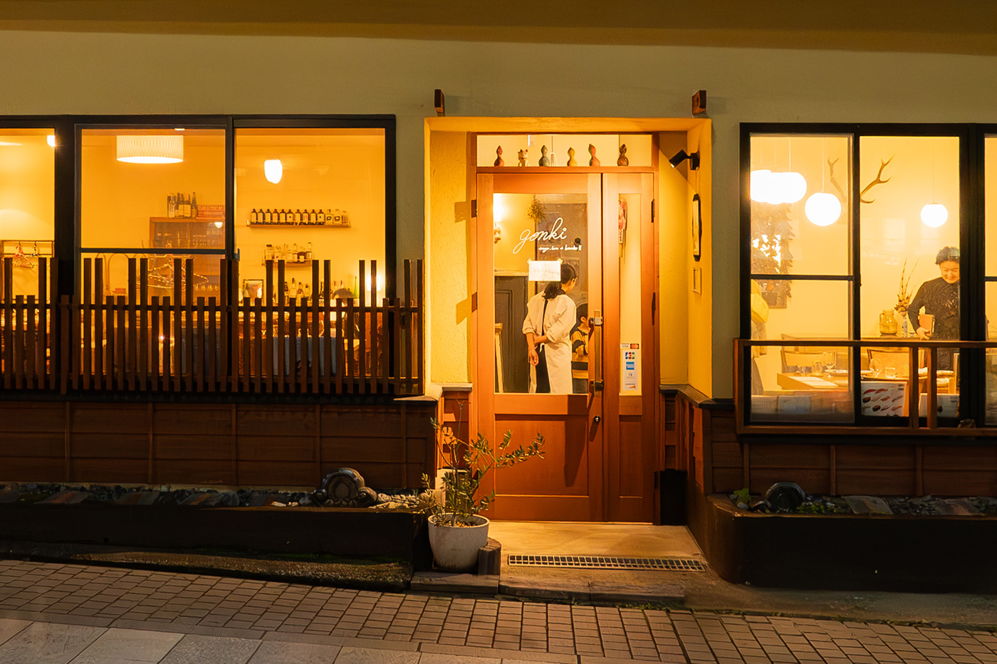 渋温泉の食堂Gonkiが満席連発の理由とは？名物料理とリアルな評判