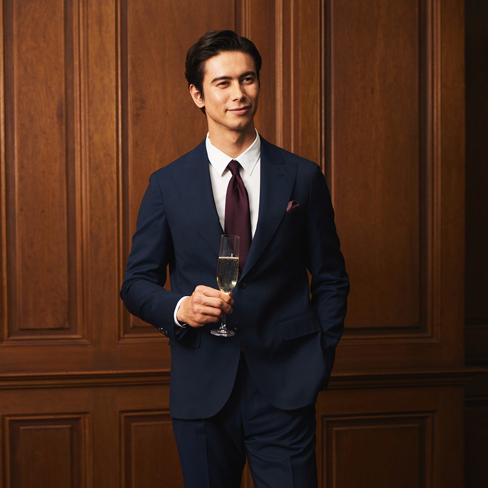 結婚式でネイビーネクタイは失礼？親族Ngの理由と恥をかかない新常識