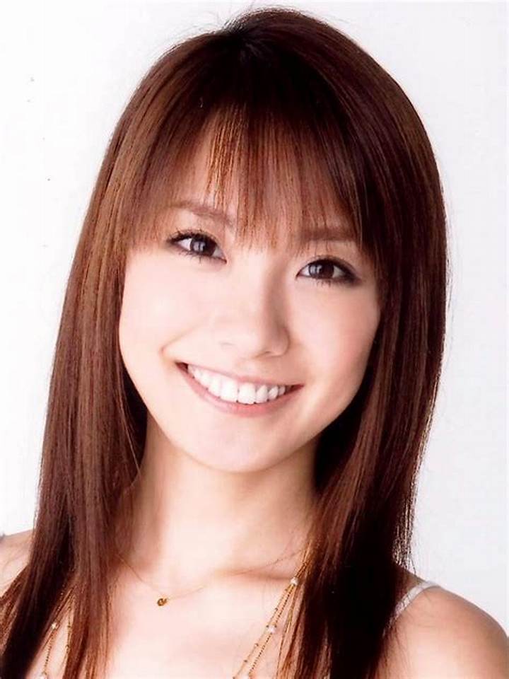 宮本梓の真実と歩み：凛とした美意識を放つモデル・タレントの軌跡と表現力の核心