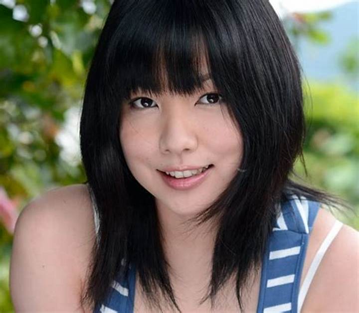 蛯原みなみ：知られざる経歴と現在の活動を徹底解説
