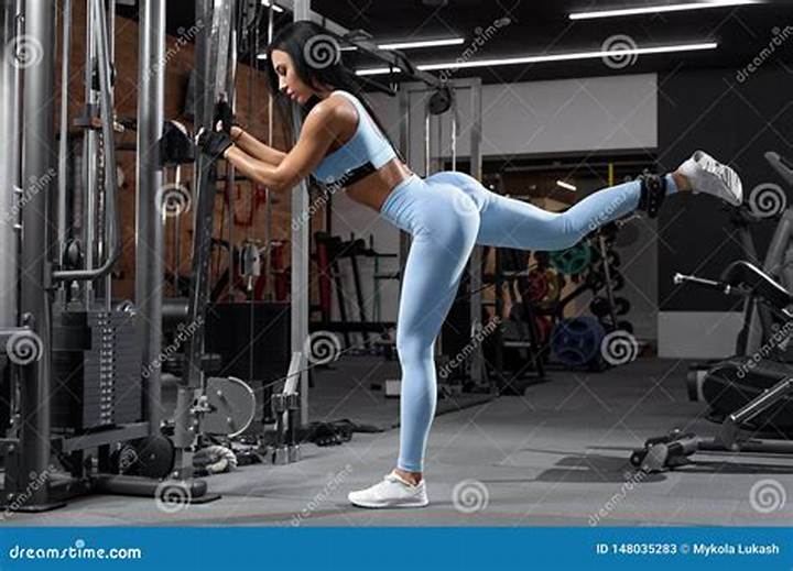 Female Athlete Ass の検索意図と、臀部が競技力を左右する理由