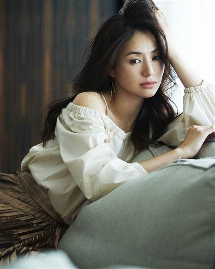 井川遙「ヌード」噂の真相とビジュアル史：癒し系女王から洗練された女優への軌跡