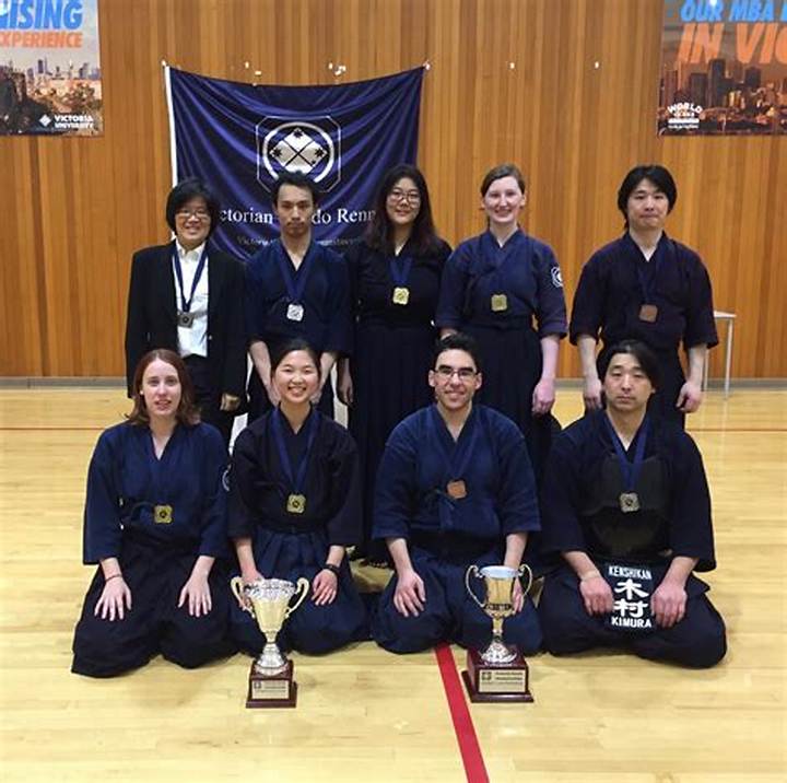 激戦の関東を撃ち破る打突：平成国際大学剣道部が全日本最多出場を果たした「超効率思考」