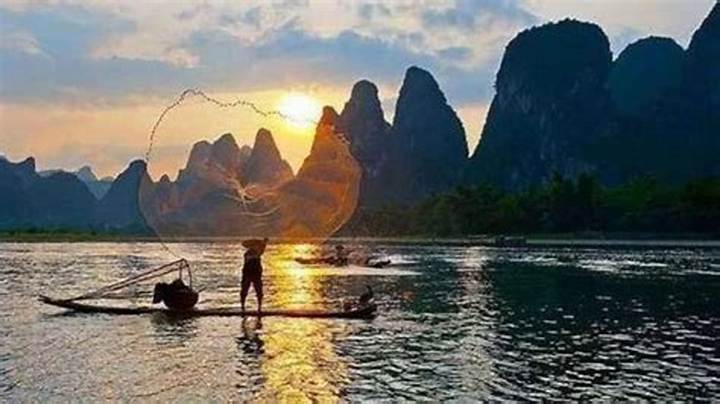 The Hidden World of 福利 姬: Inside China’s Underground Digital Economy