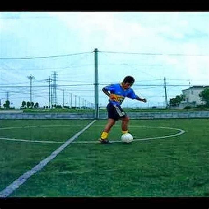 土屋健二とサッカーの革命｜ペレ絶賛の「リフティング王」が明かす至高のボールコントロール術