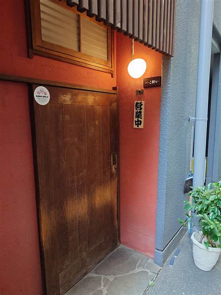 小宵こなん動画を安全に探すには：公式配信と確認すべきポイント