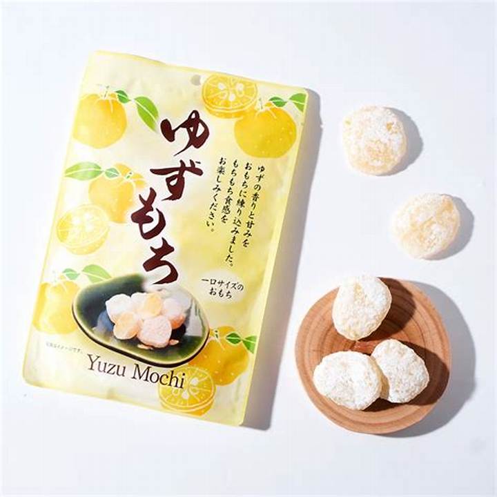 餅 柚の美味しさ：冬の甘酸っぱい香りと食感