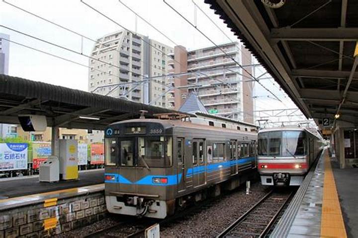 名古屋地下鉄鶴舞線事故の全記録: 原因・対策・利用者が知るべきこと