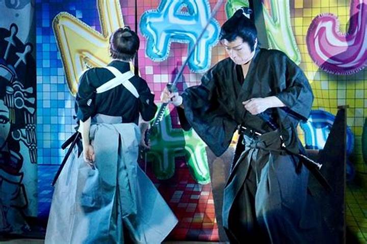 近江飛龍の軌跡と真実｜大衆演劇の異端児が放つ舞台の光と影