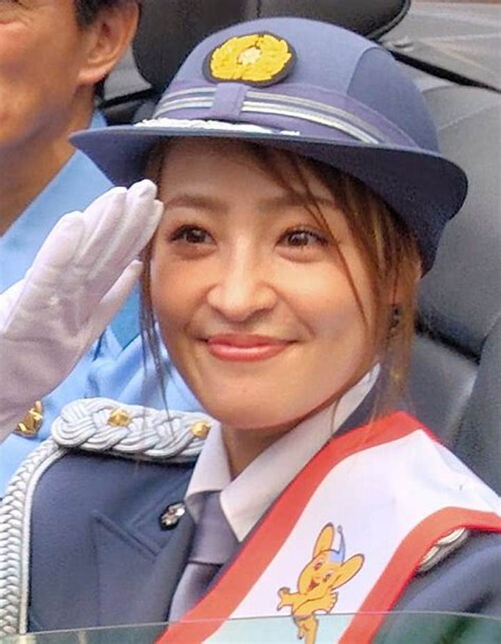 大沢あかね「裸」検索の真相：写真集時代の秘話と芸能界を生き抜く自己プロデュース力