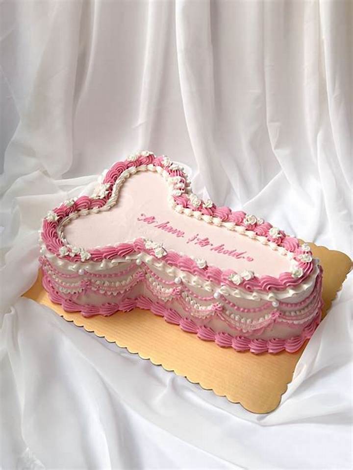 ペニスケーキの真実: 大人のパーティー文化を支える驚きのスイーツ産業