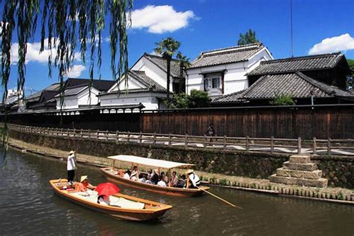 栃木市蔵の街 食べ歩き：隠れたグルメの宝庫を巡る