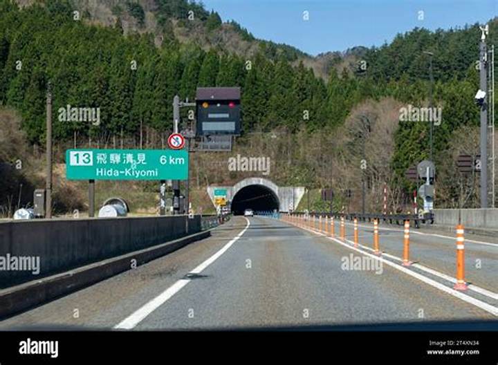 東海北陸道通行止め情報：原因と対策、迂回ルートを徹底解説