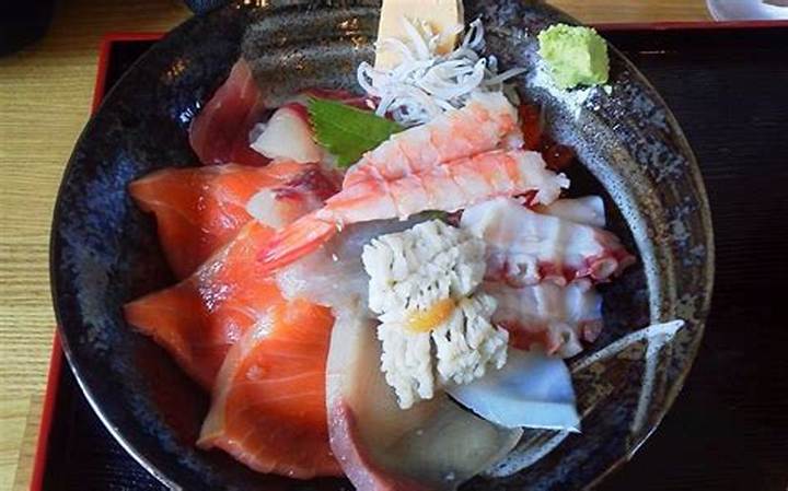 魚竹鮮魚店 やけんど 海鮮どんや の新鮮さと美味しさ